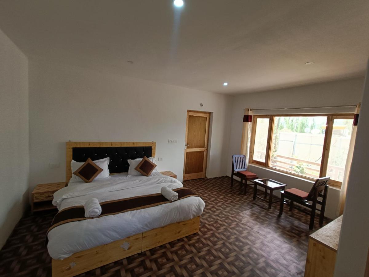 Zlatan Guest House Leh Ngoại thất bức ảnh